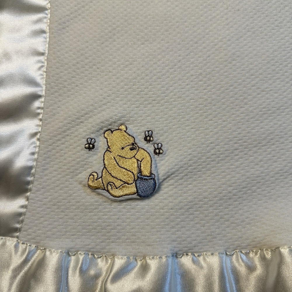 Vintage Disney Winnie The Pooh Baby Blanket Lovey Satin Trim Waffle 32x32